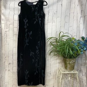 Casual Corner Dress Green Velvet with Leaf Print Mesh Cutouts Maxi Sheath